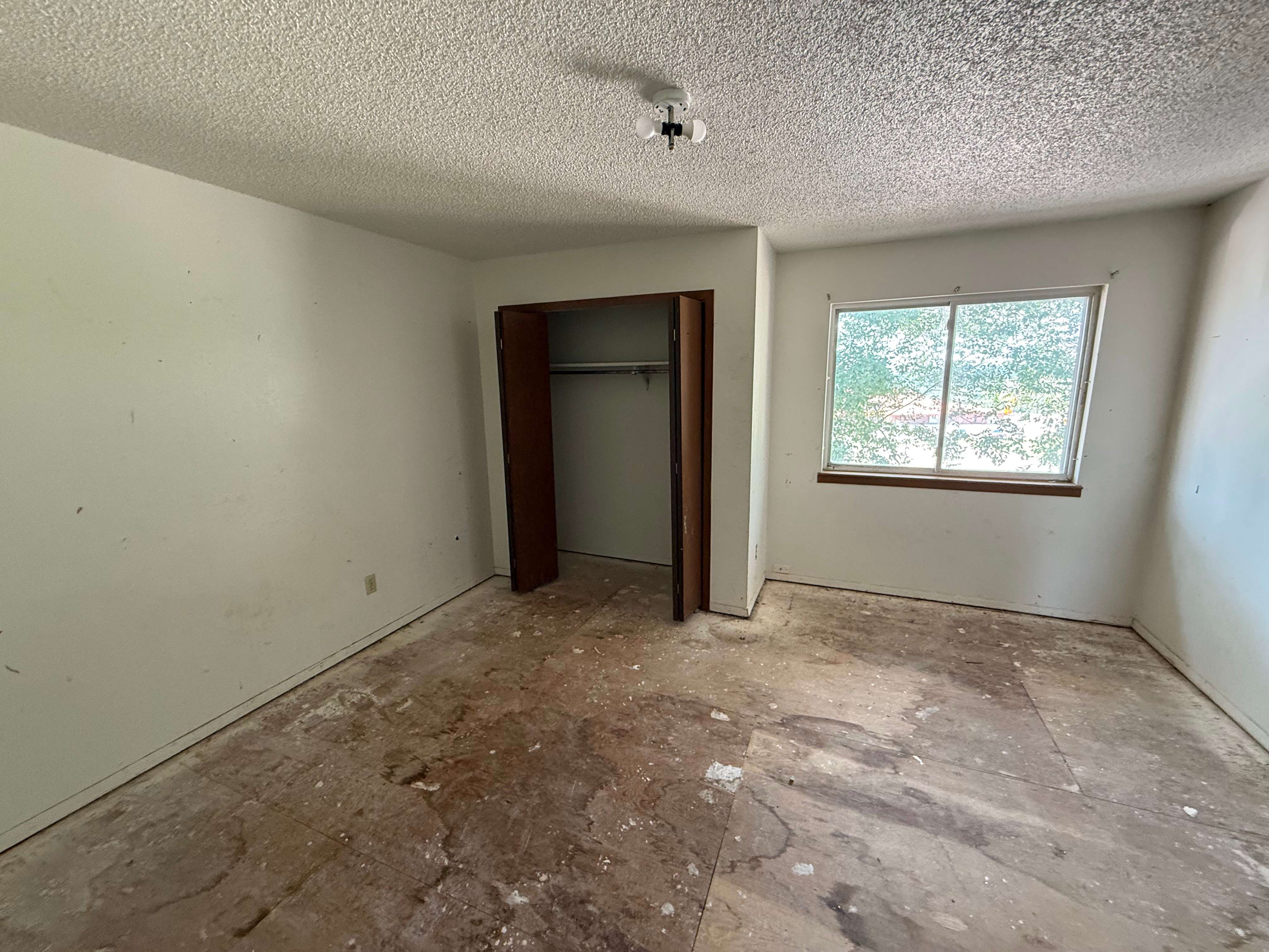 1030 E 7th Street photo