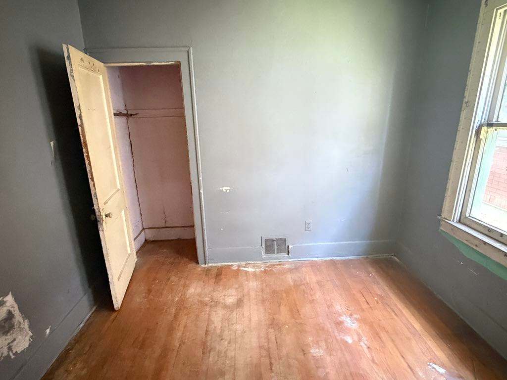 8834-36 Neal St photo