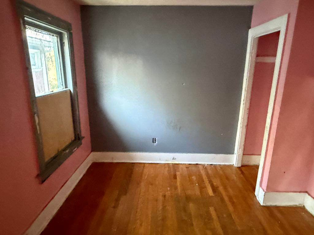 8834-36 Neal St photo