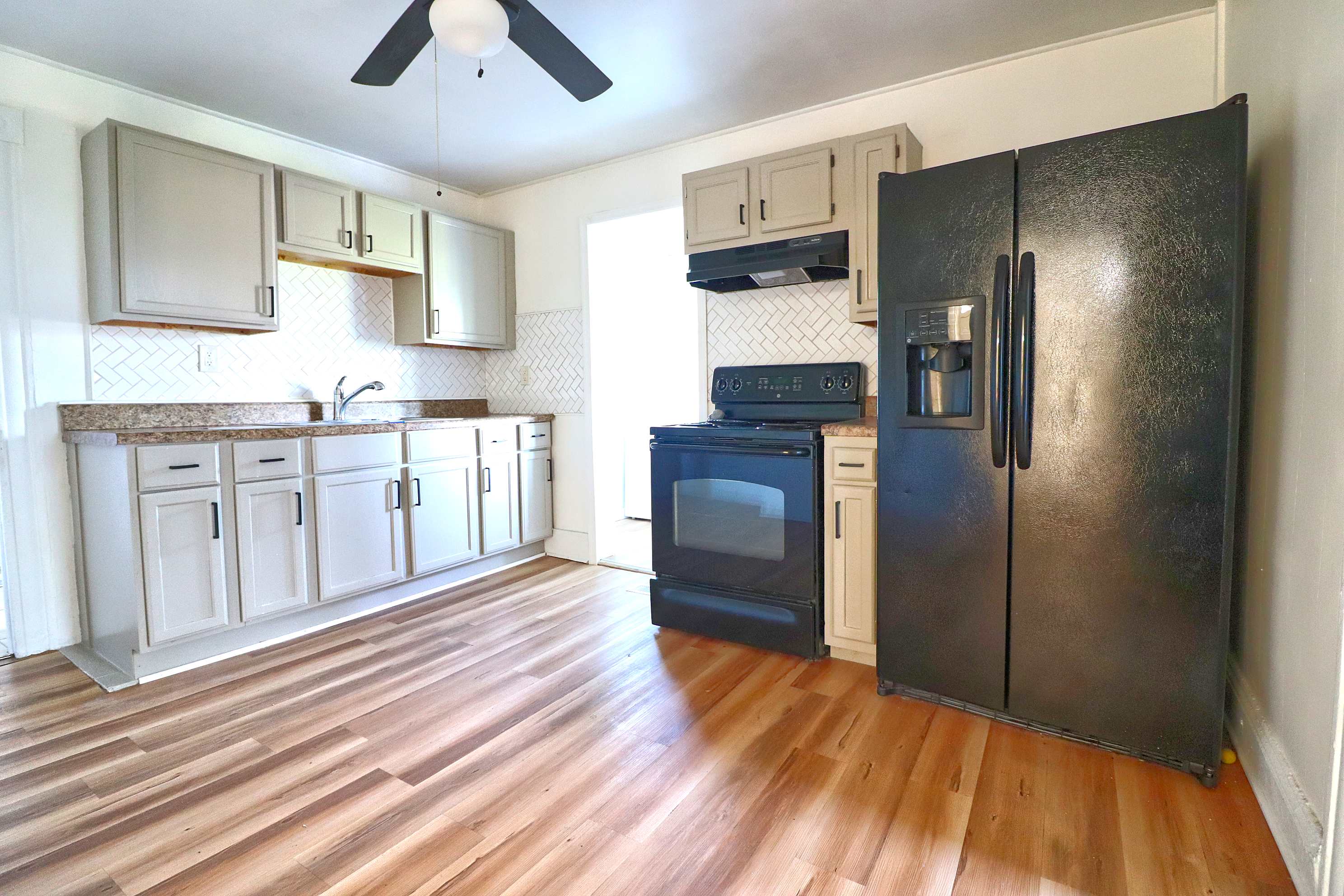 518 Patton Ave NW photo