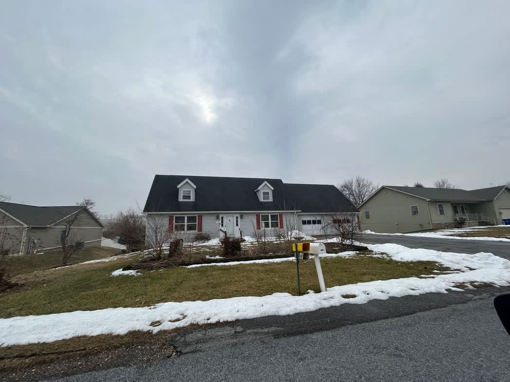 Photograph of 1048 Kunkle Dr, Chambersburg, PA 17201