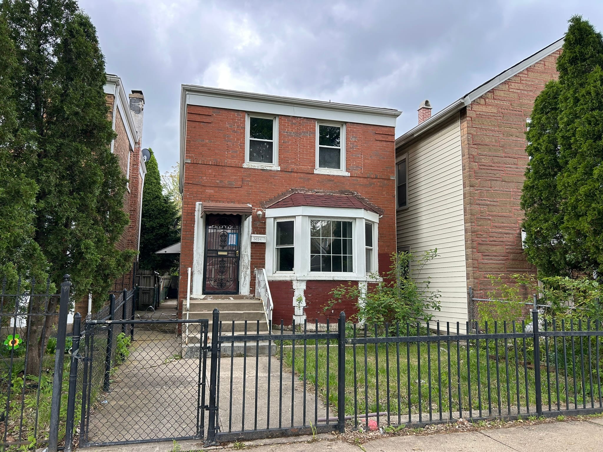 Photograph of 3854 S Albany Ave, Chicago, IL 60632