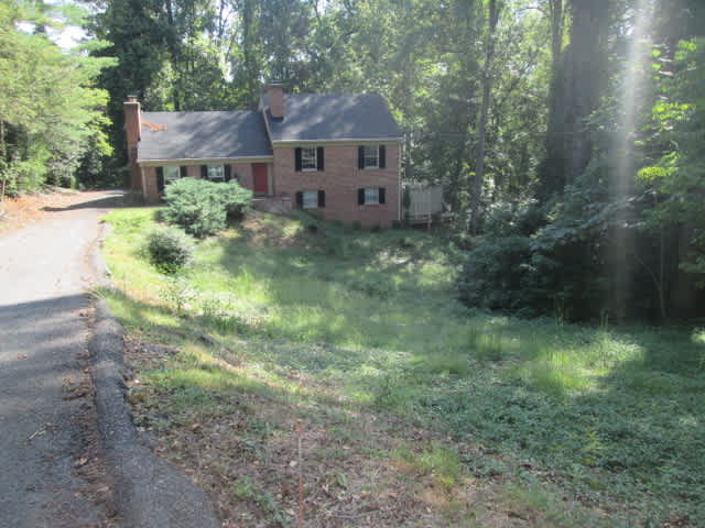 Photograph of 3708 Manton Dr, Lynchburg, VA 24503