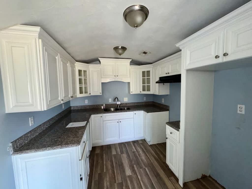 2537 Staunton Ave photo