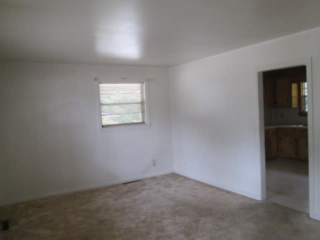 156 Brentwood Dr photo