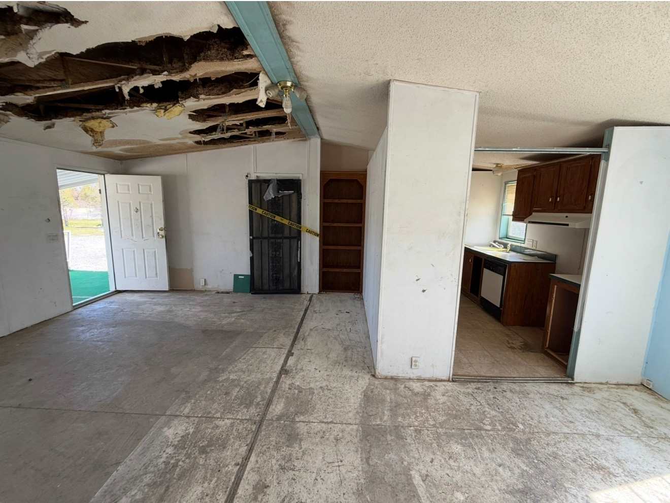 3581 W Donner St photo