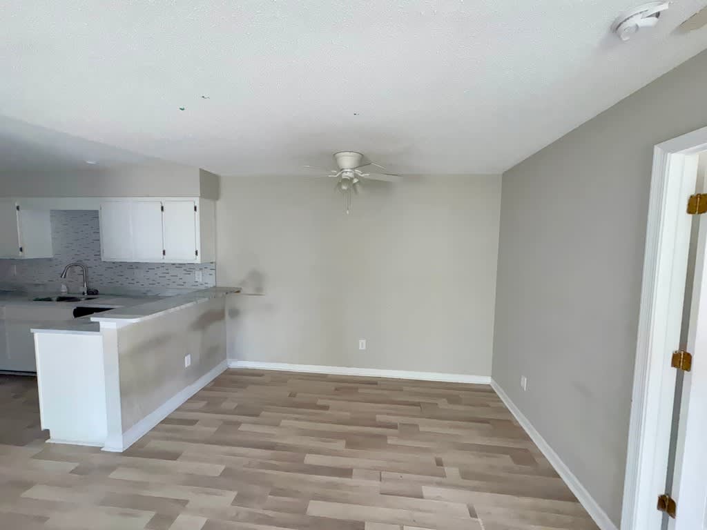 42 Cooper Dr photo