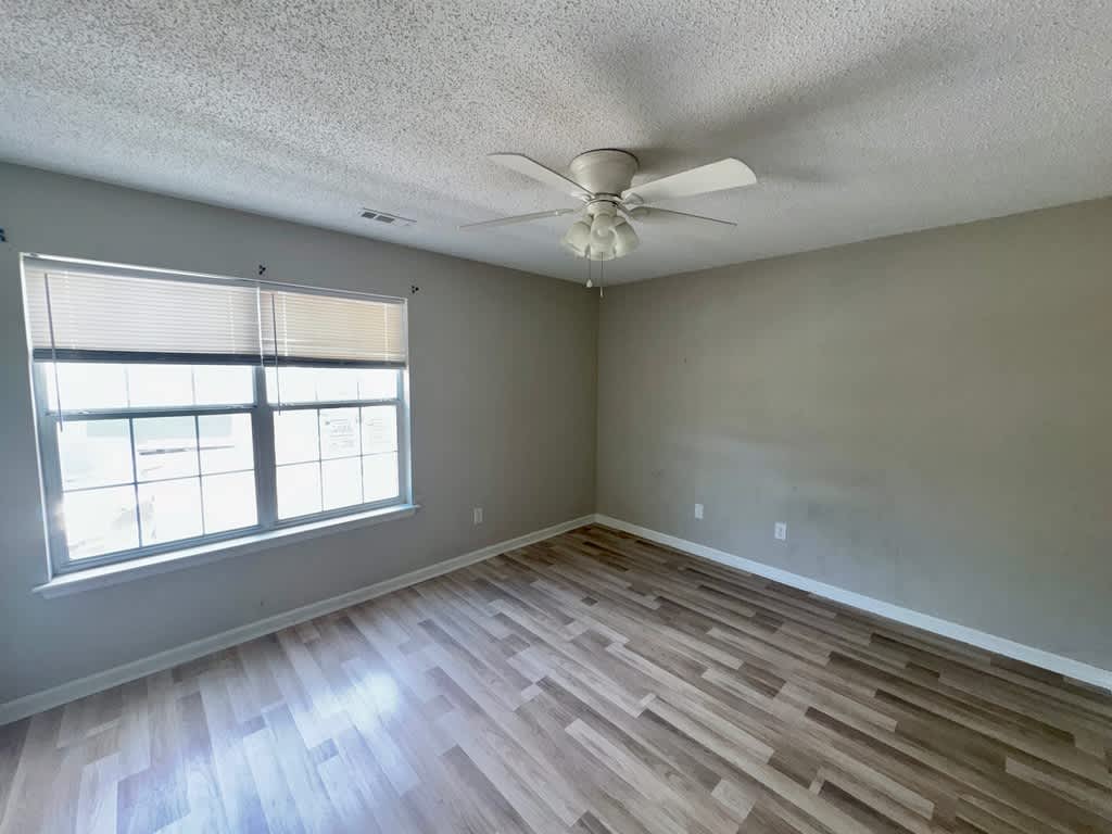 42 Cooper Dr photo