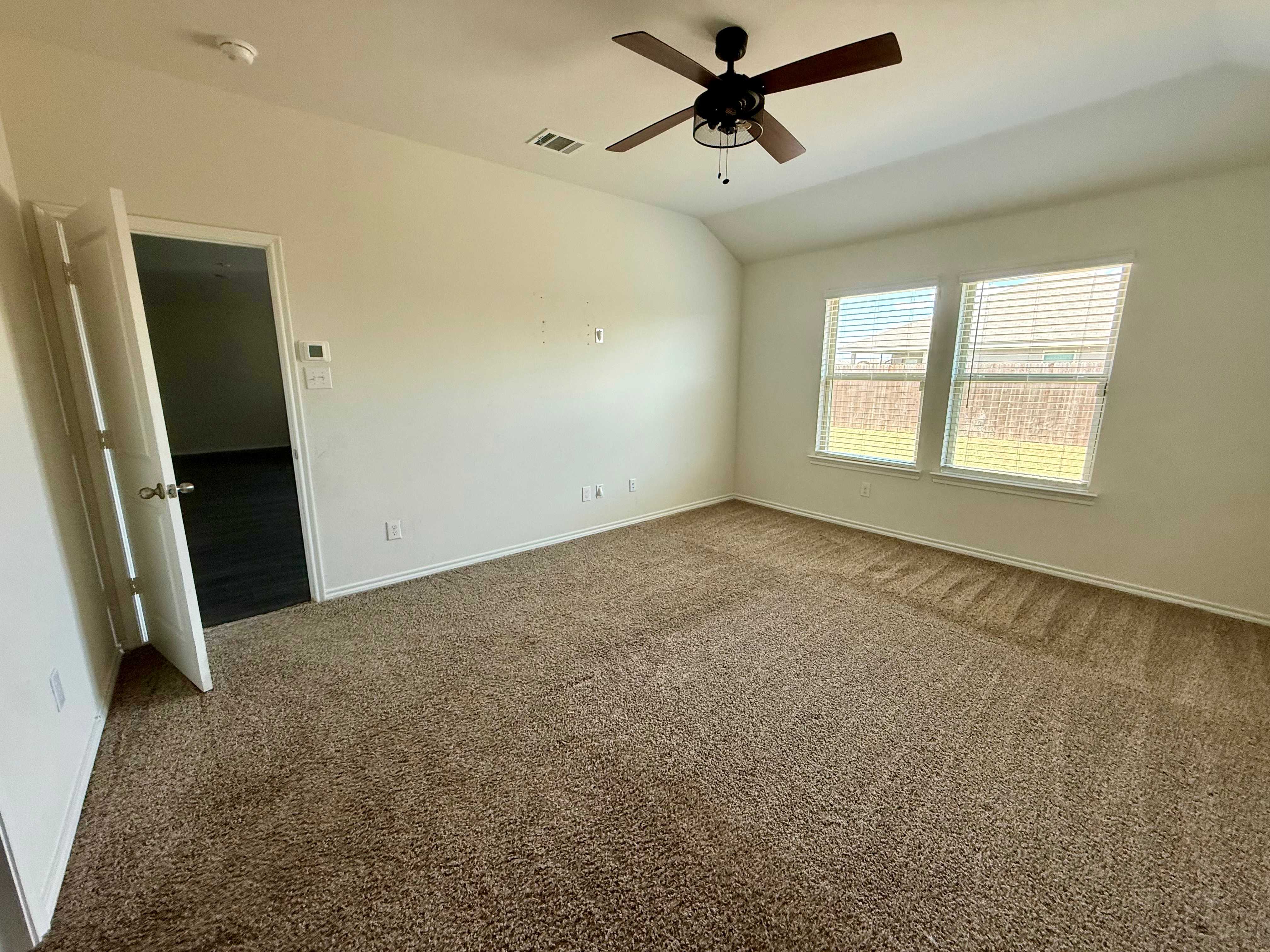 616 Chuck Wagon Dr photo