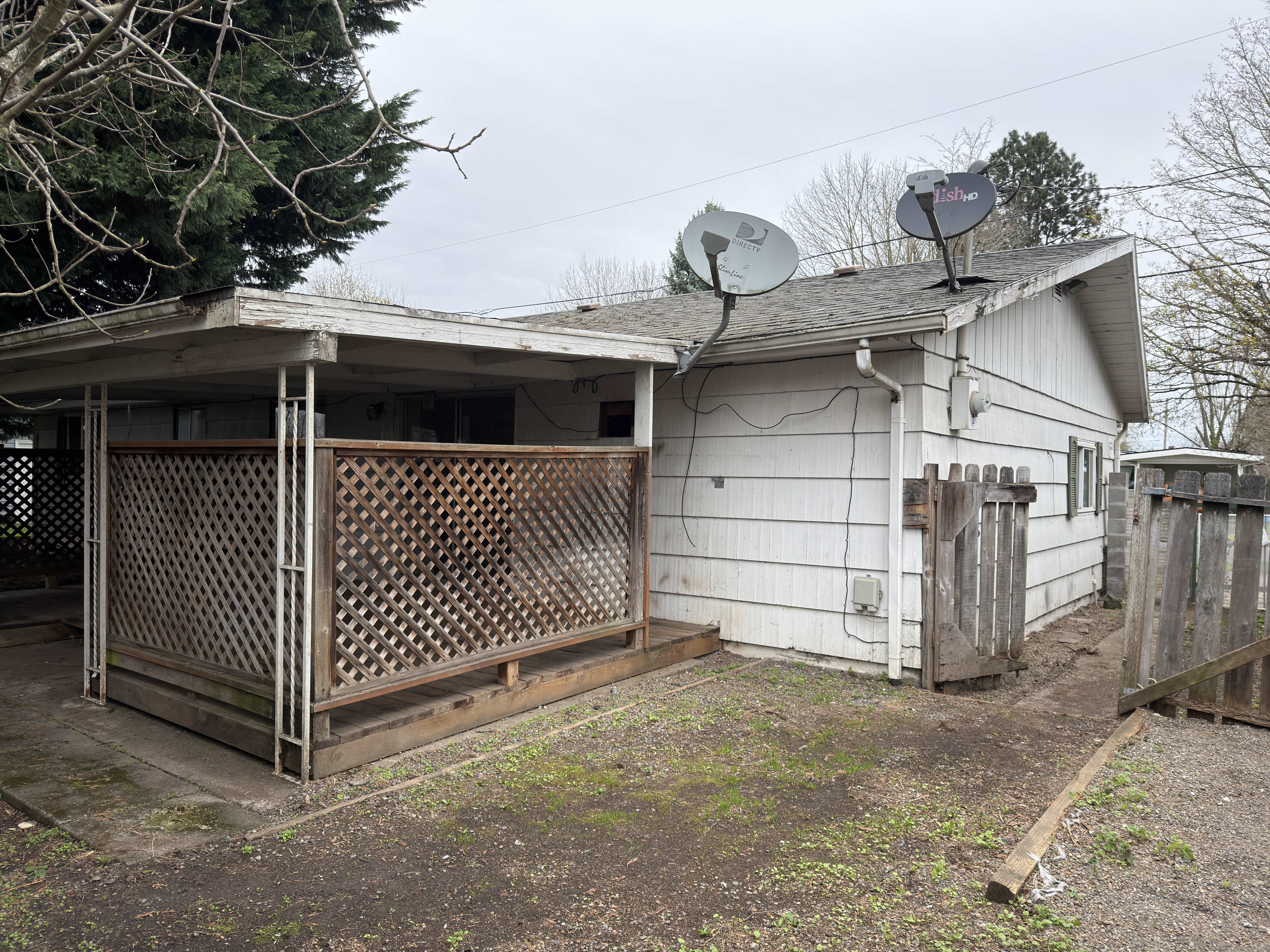 3320 Glendale Ave NE photo