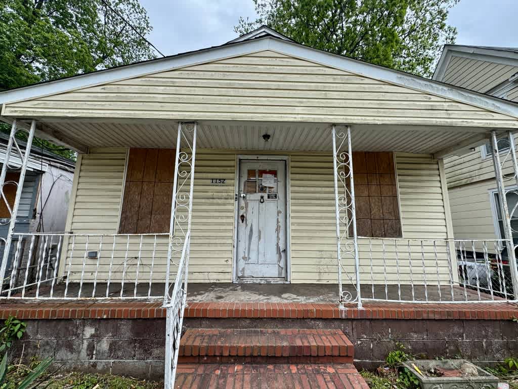 Single Family Home 2BR 1BA — 1152 22nd St, Newport News, VA