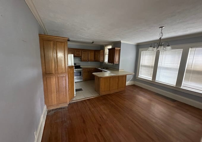 2936 Clark St photo