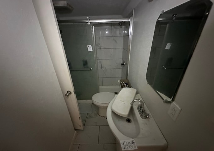 2936 Clark St photo