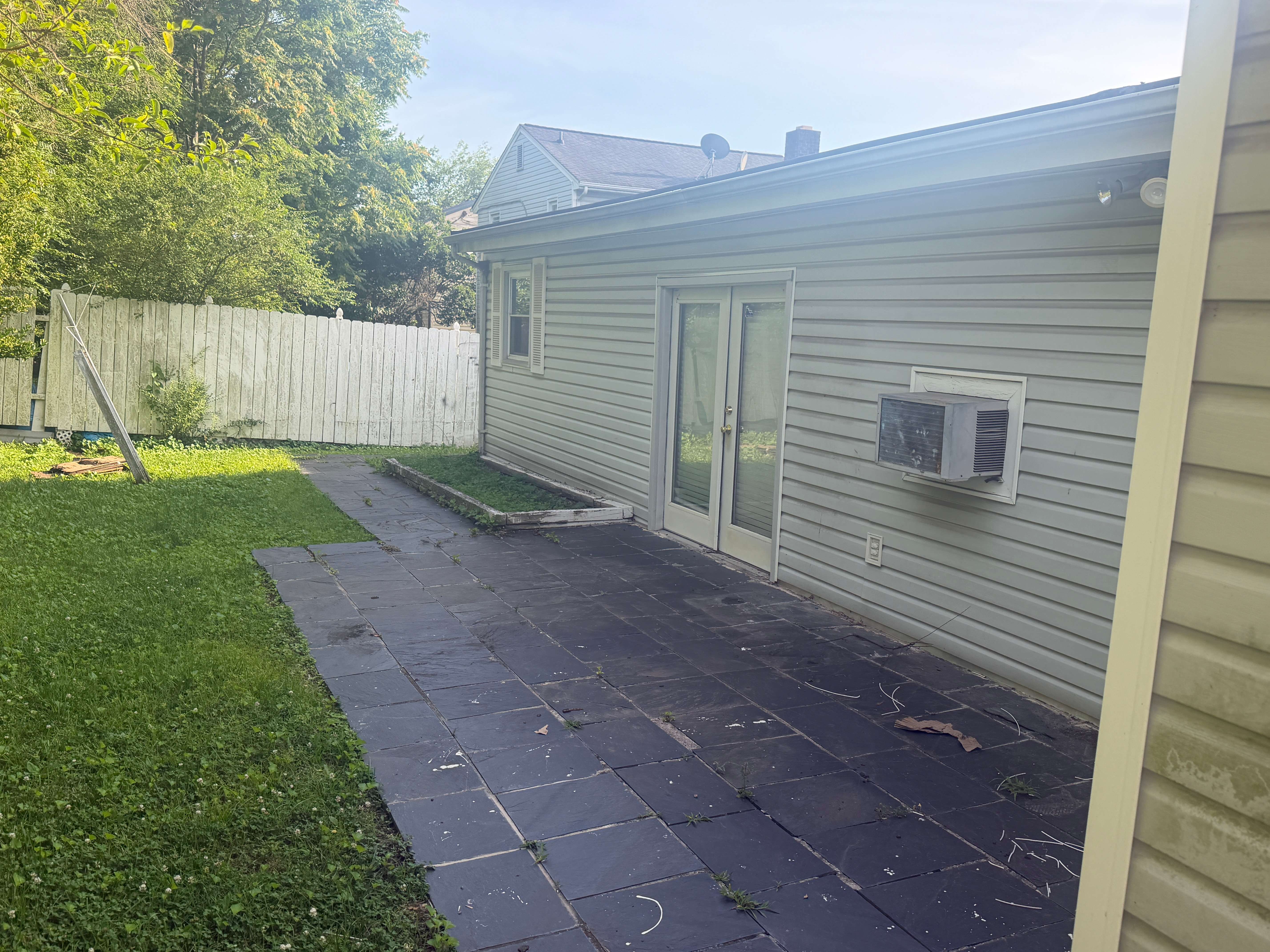 1121 E Booker Cir photo