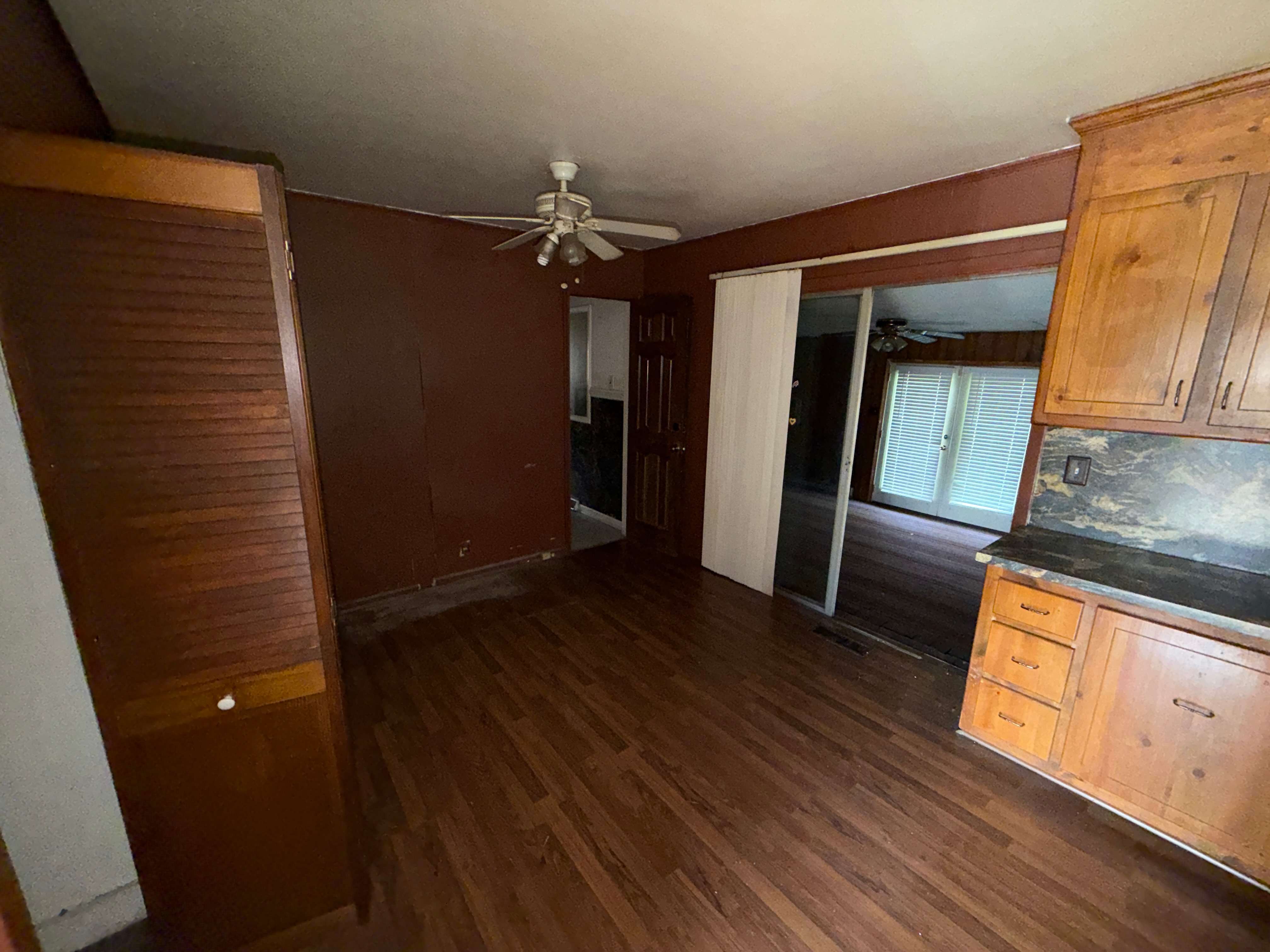 1121 E Booker Cir photo