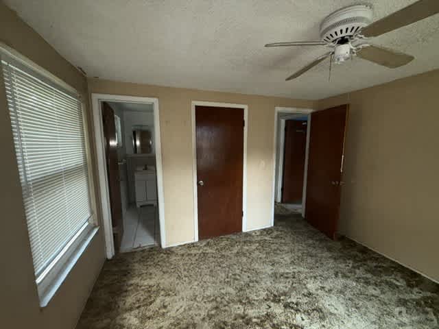 1050 Beach Ln photo