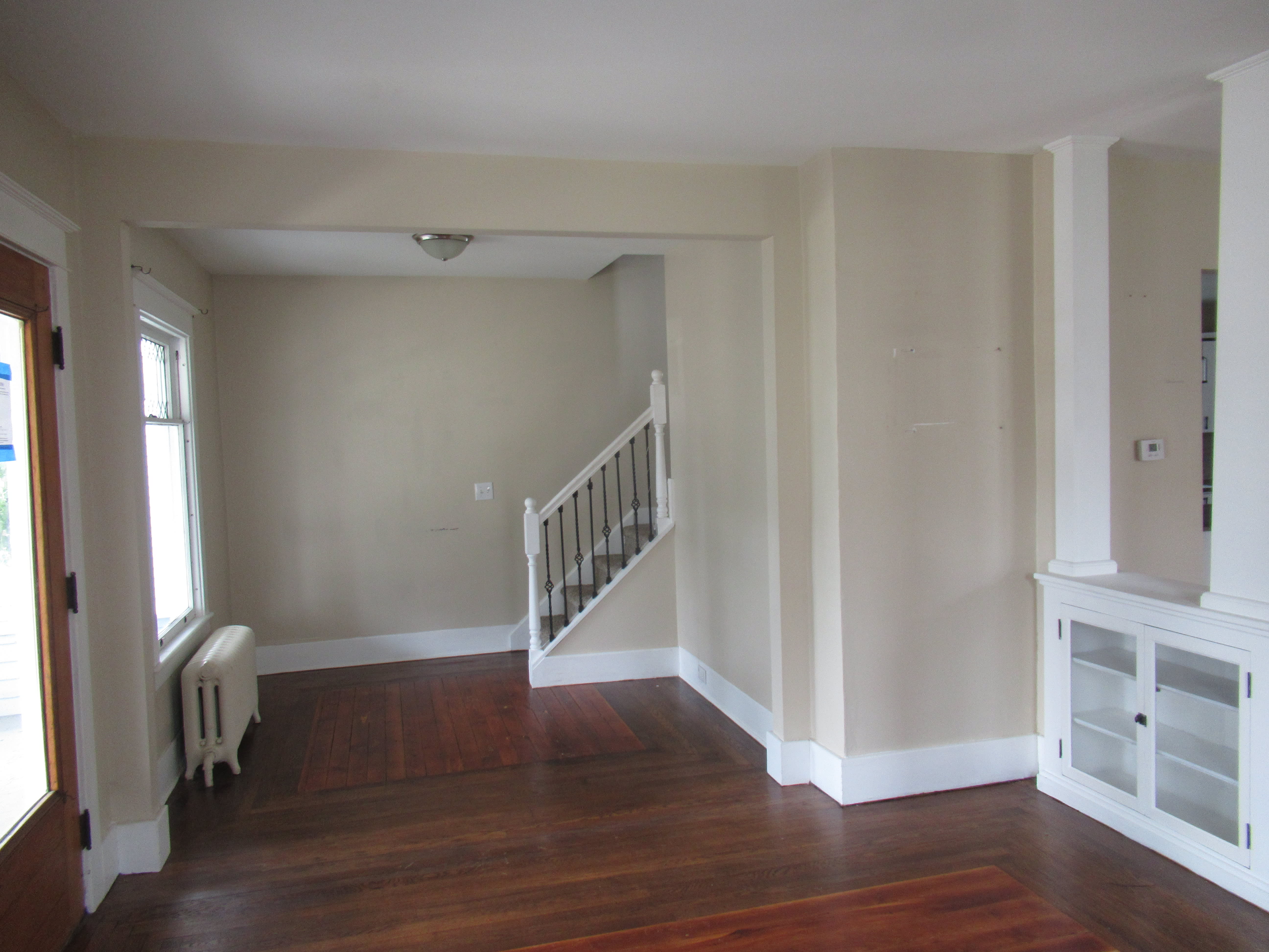 811 Hudson Ave photo