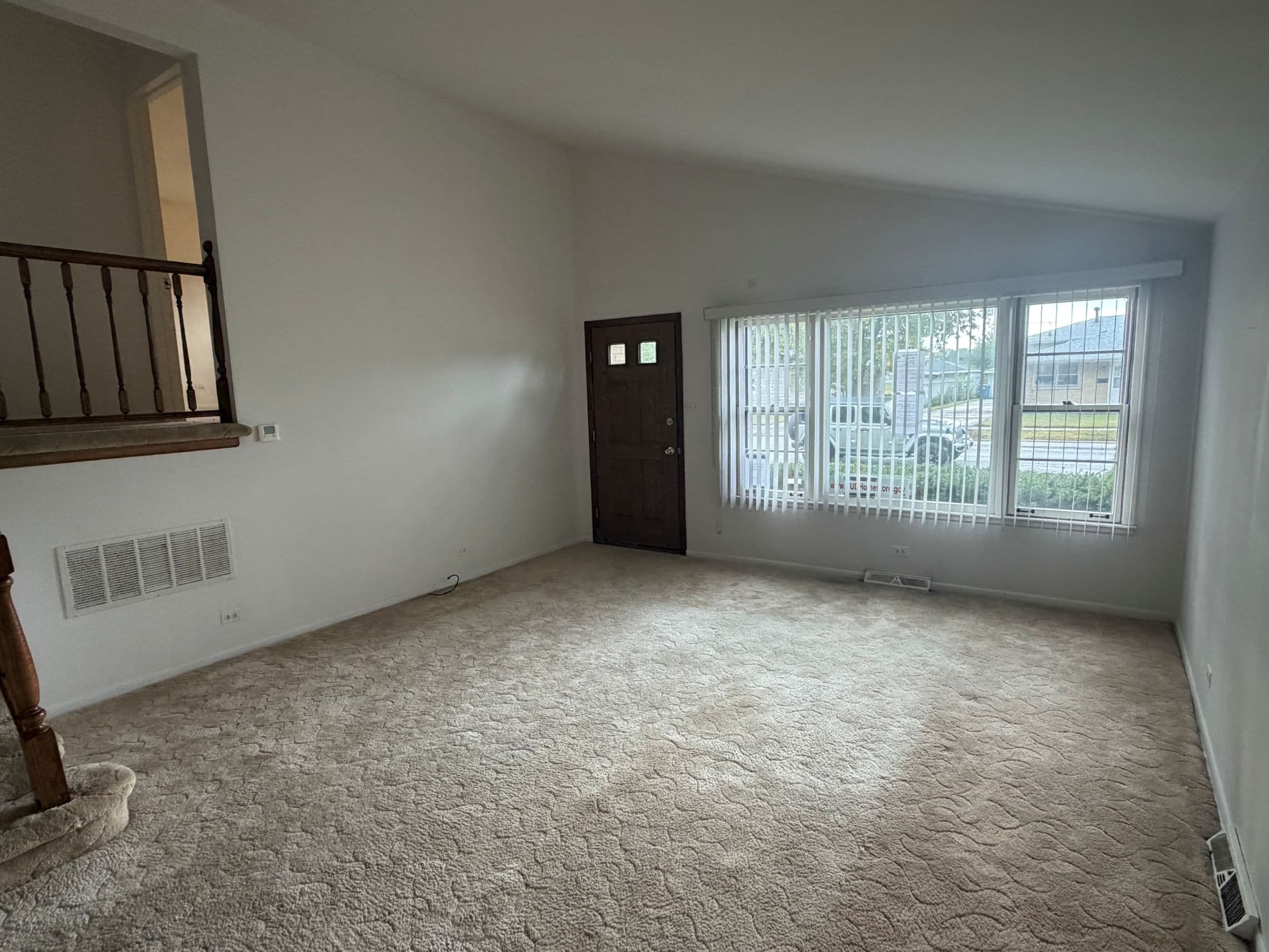 15239 Hamlin Ave photo
