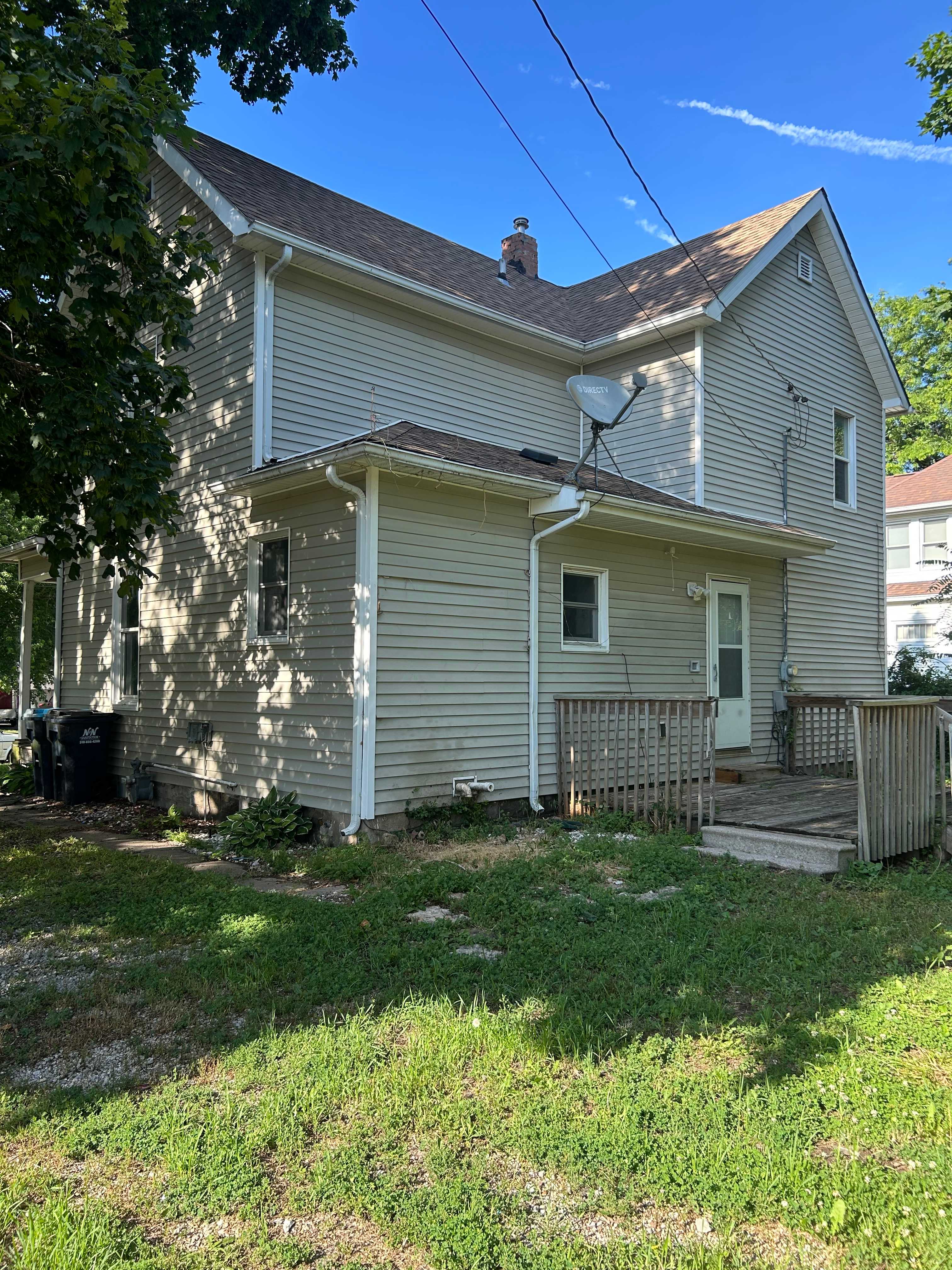 207 E Jayne St photo