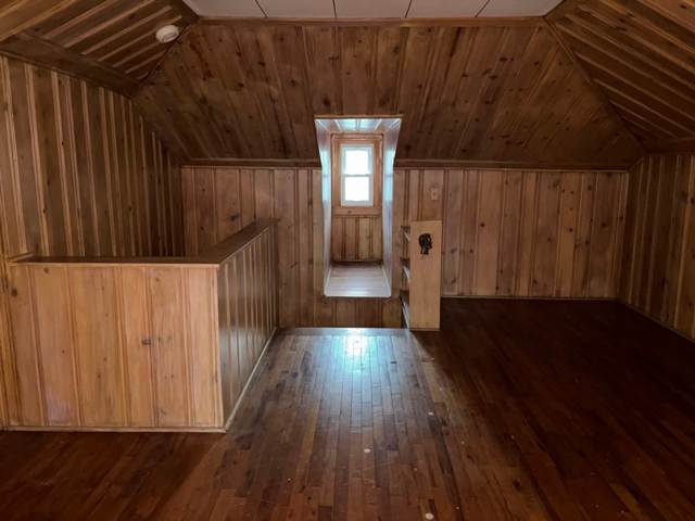 125 Bird Way photo