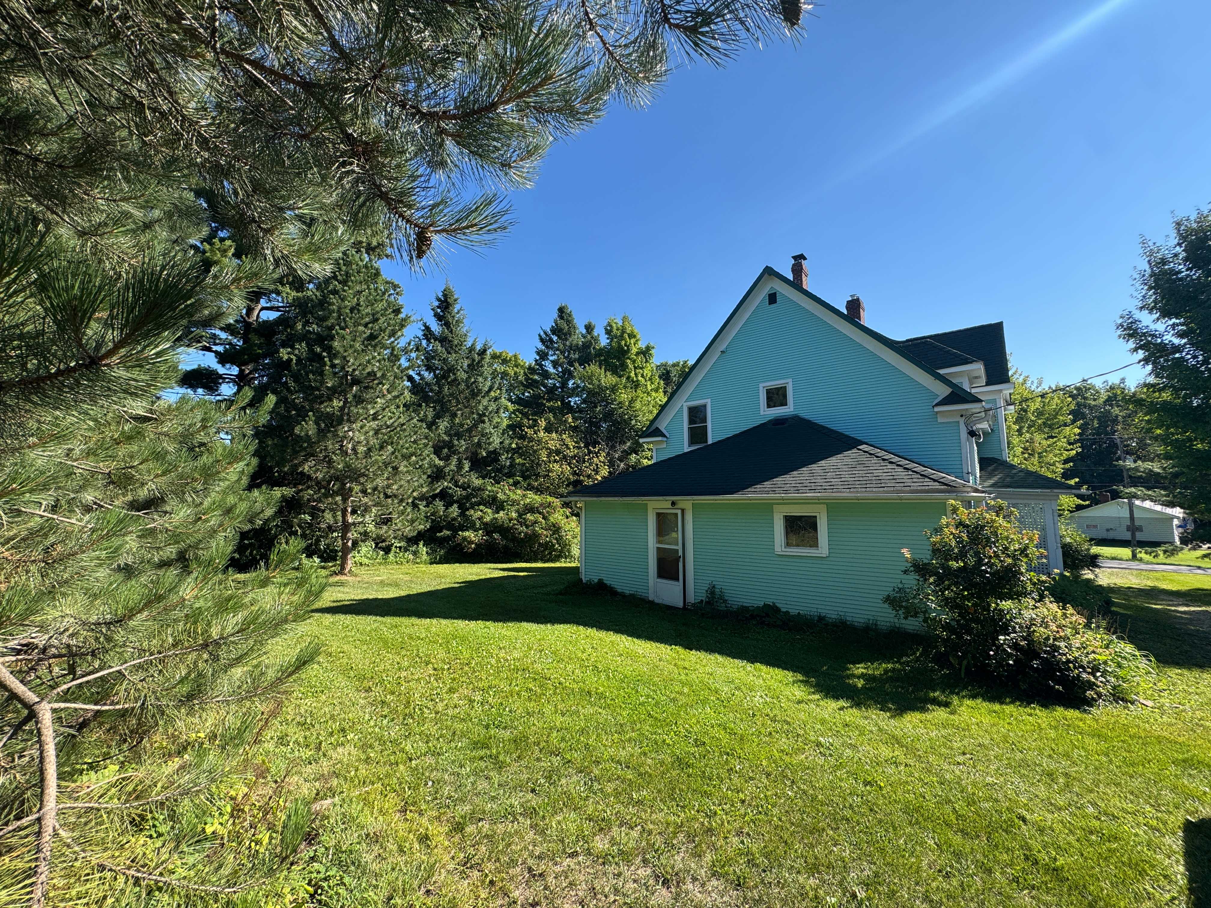 605 Ridge Rd photo