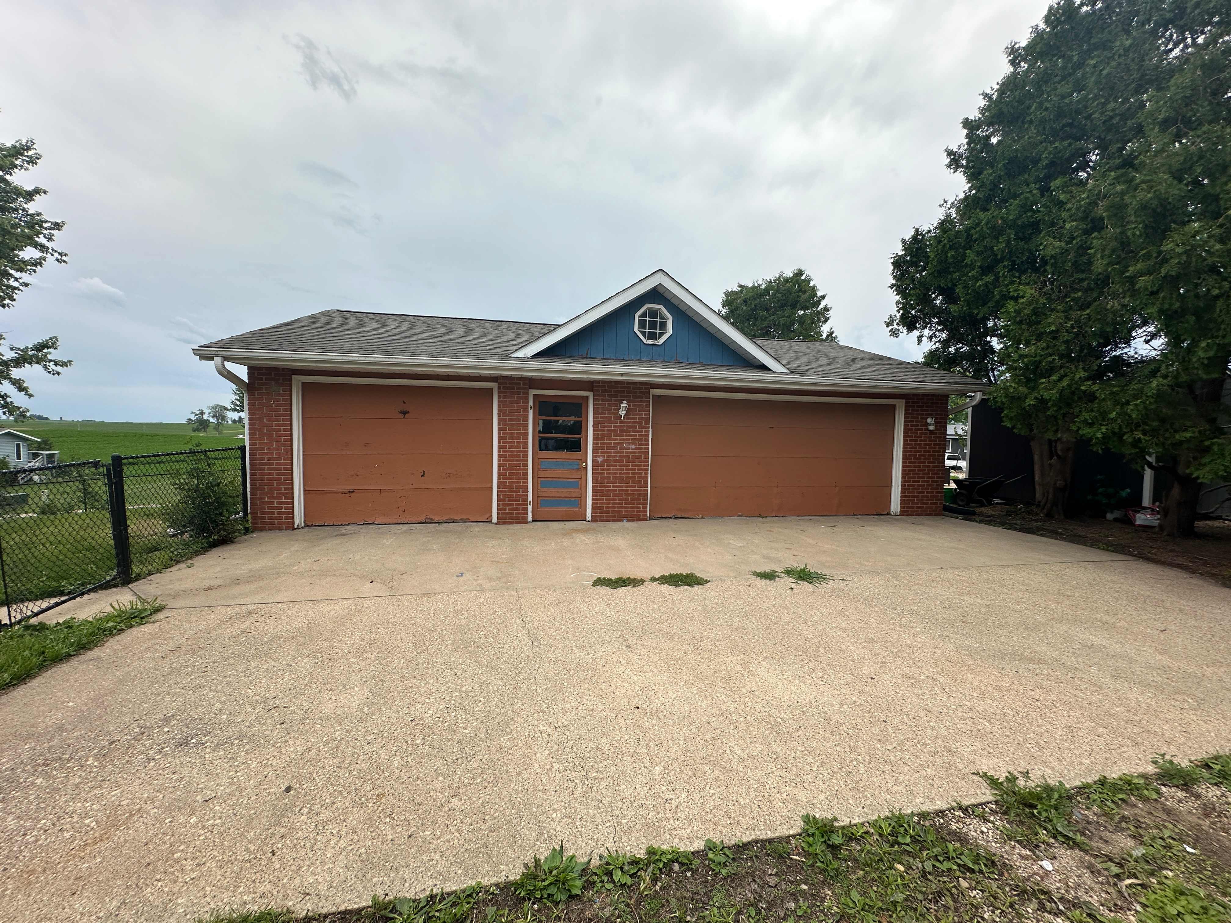 301 3rd Ave photo