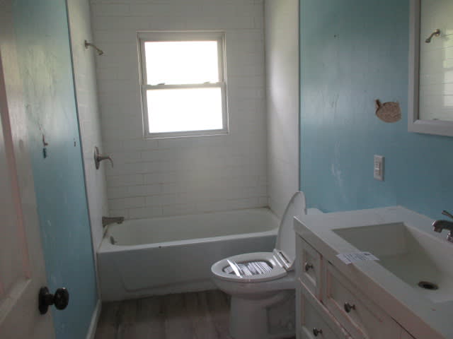 259 Rustic Hill Dr photo