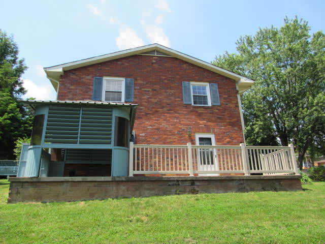 410 Crestridge Dr photo