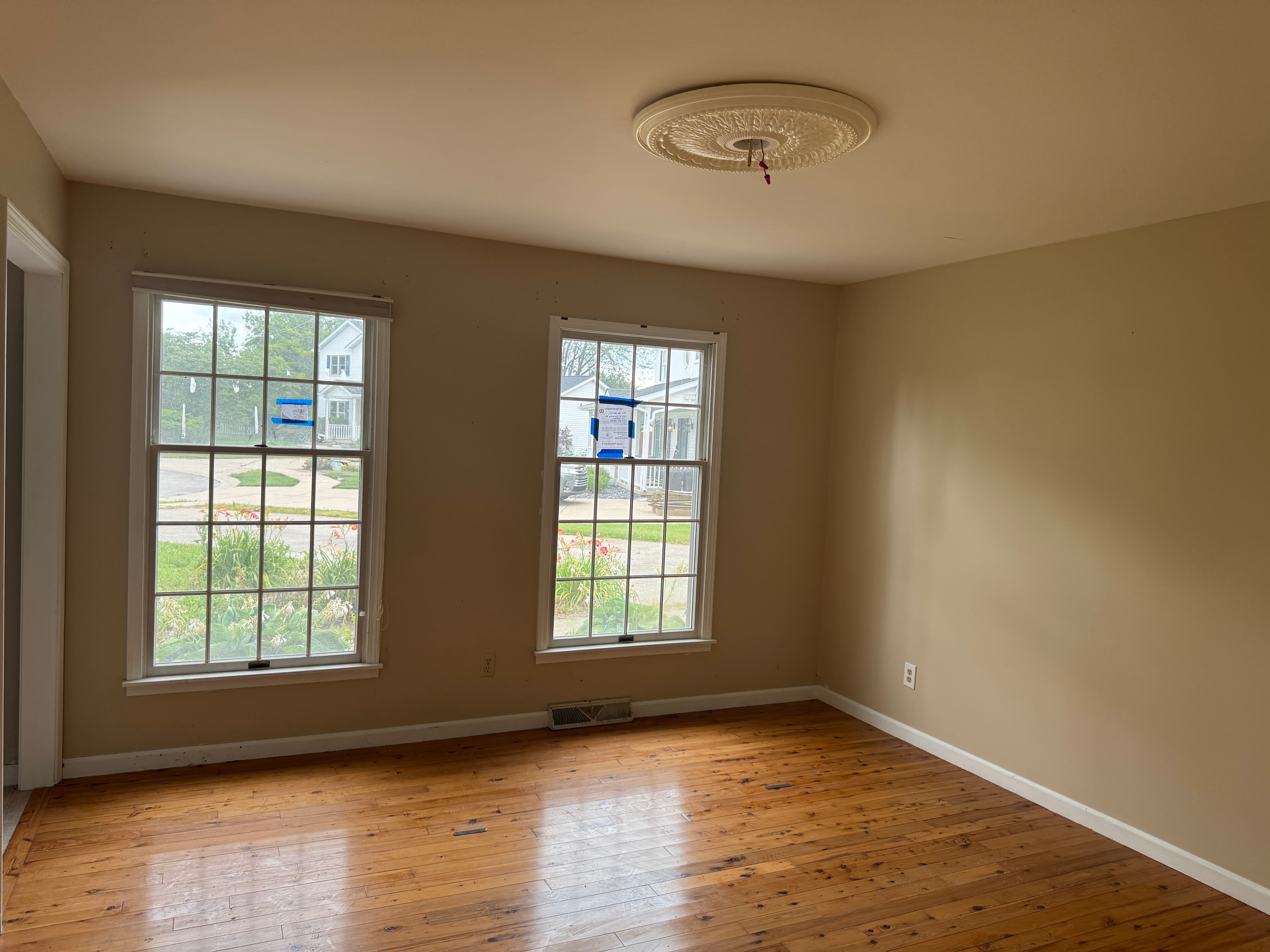 4 Charleston Ct photo