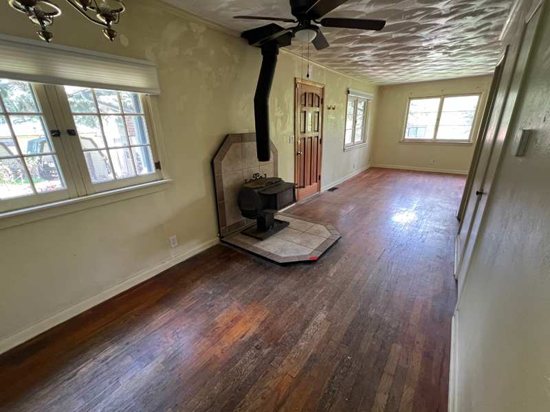 8954 Grand Avenue photo