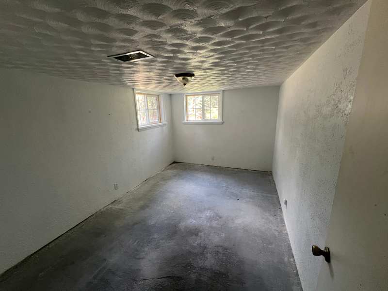 8954 Grand Avenue photo