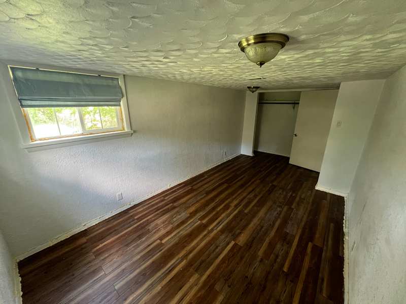 8954 Grand Avenue photo