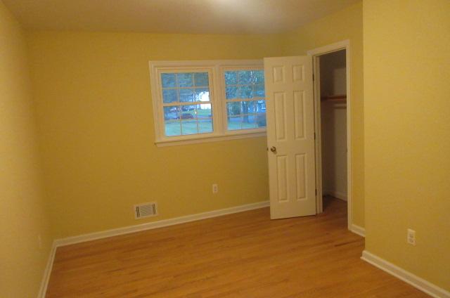 11 Ellam Dr photo