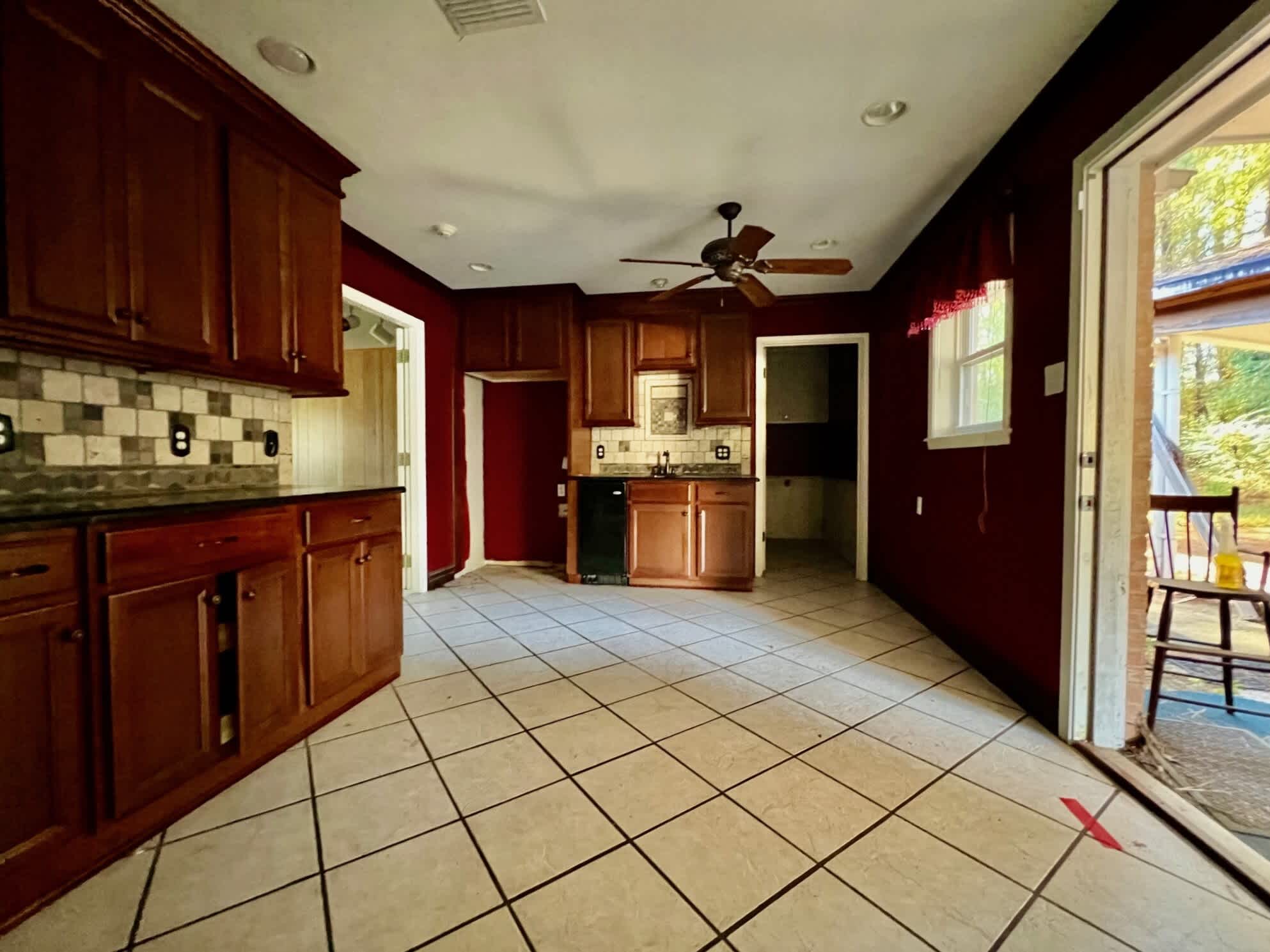 1501 Springdale St photo