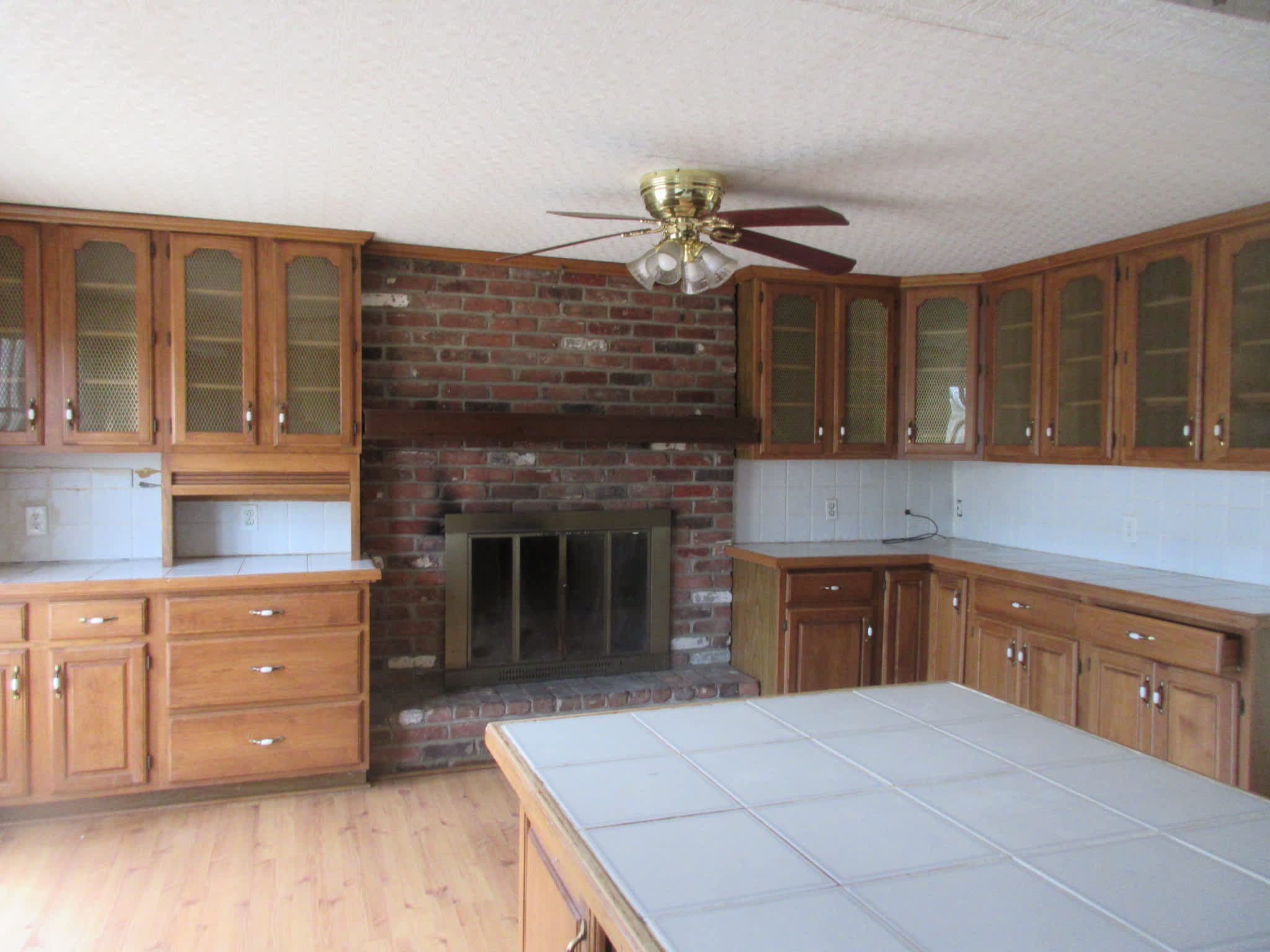 101 Surrey Dr photo