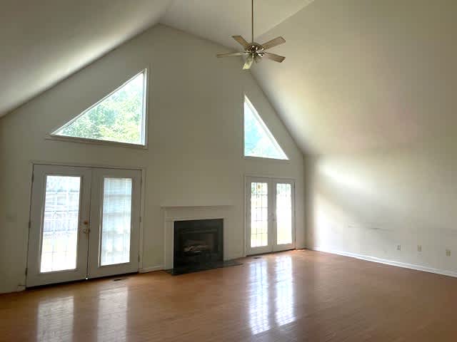114 Ginger Lake Dr photo