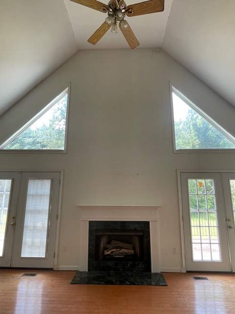 114 Ginger Lake Dr photo