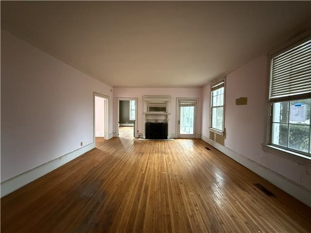 82 S Midway St photo