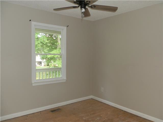 51 Jennifer Ln photo