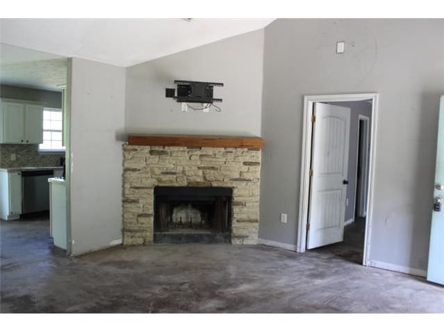 4715 Finch Rd photo