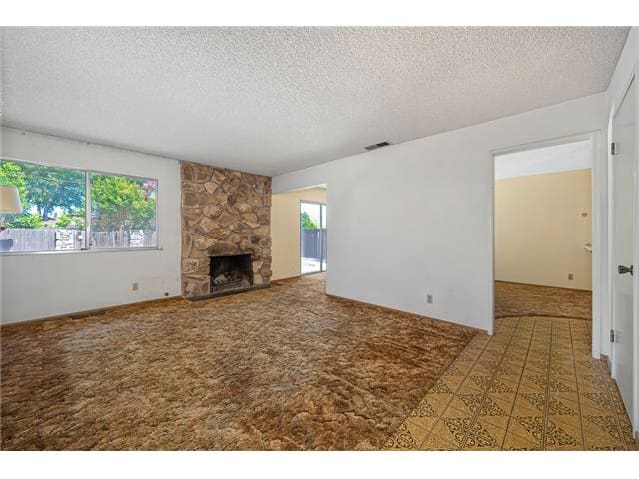 2252 Zinfandel Dr photo