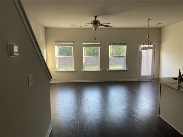 7083 Gladstone Cir photo