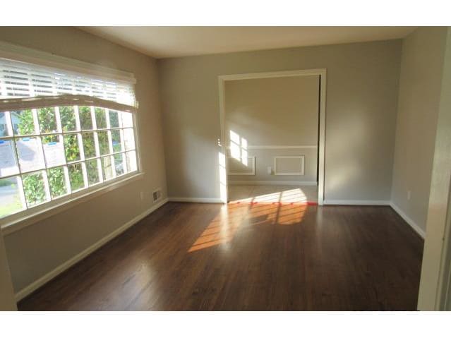 704 Sundale Dr photo