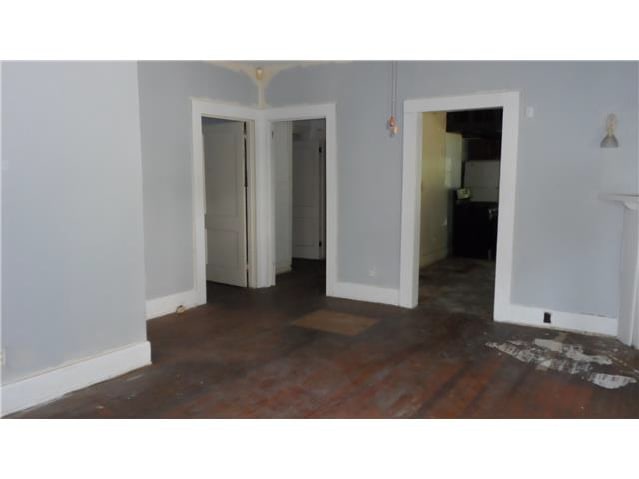 902 Spring St photo