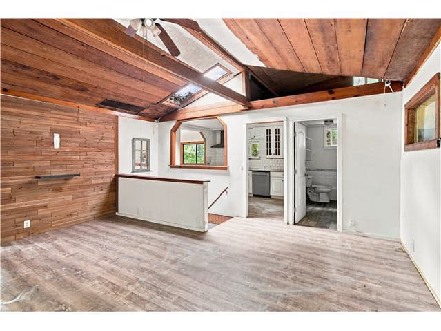 15054 Cherry St photo