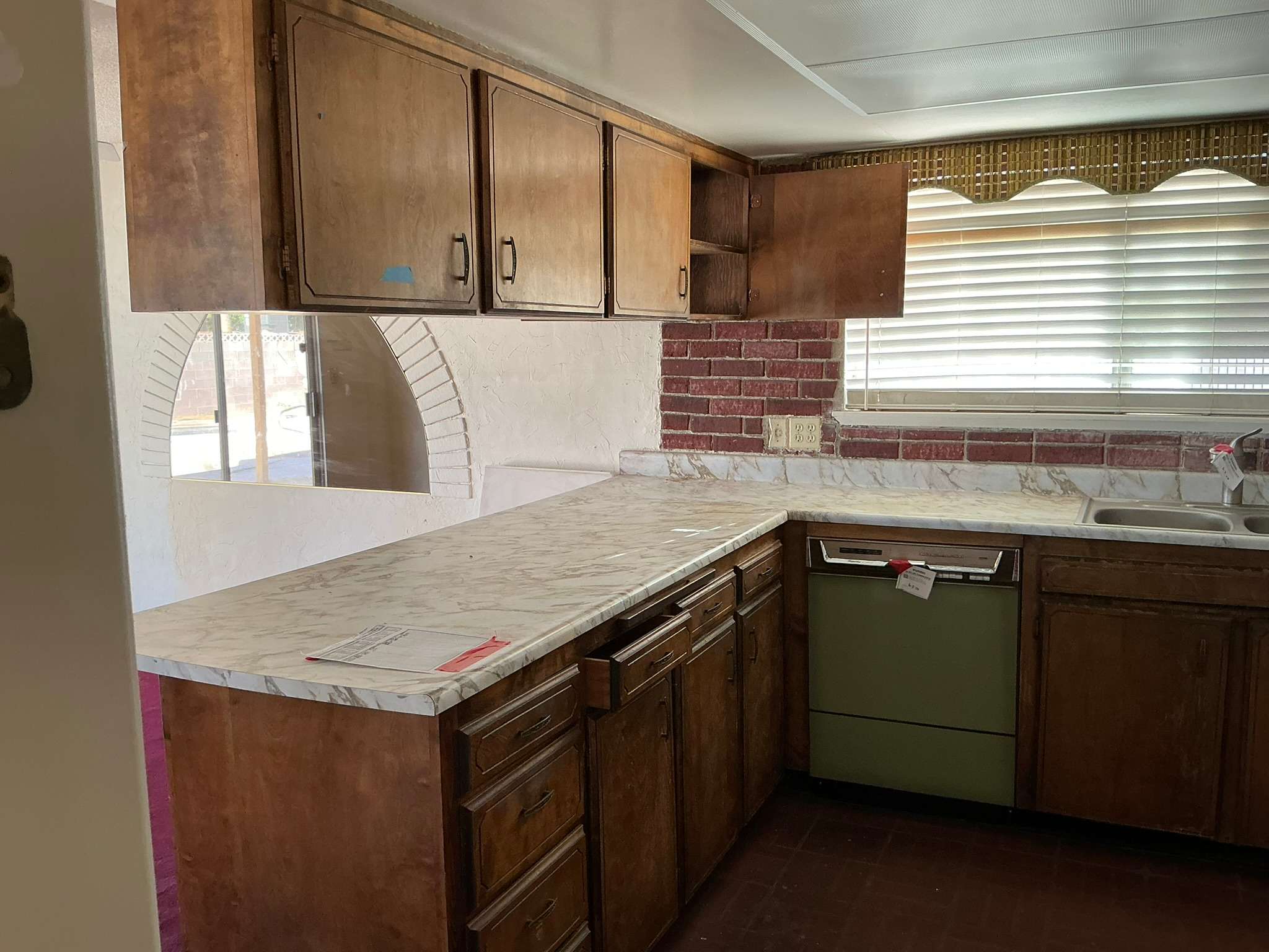 3685 Edison Ave photo