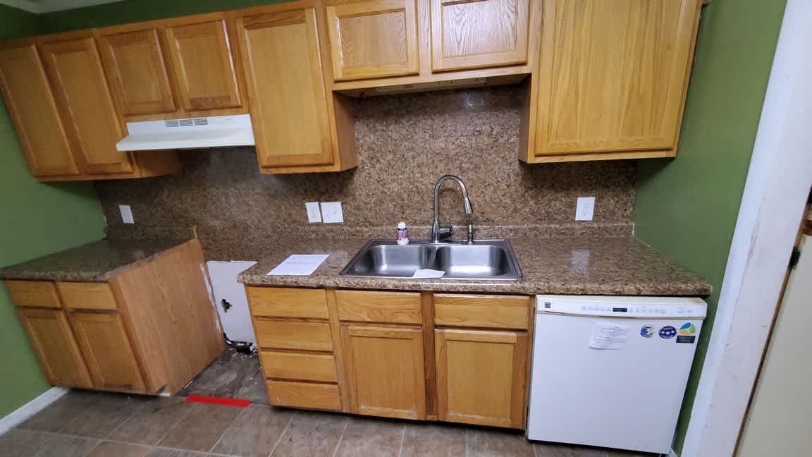 5131 Grand River Dr NE photo