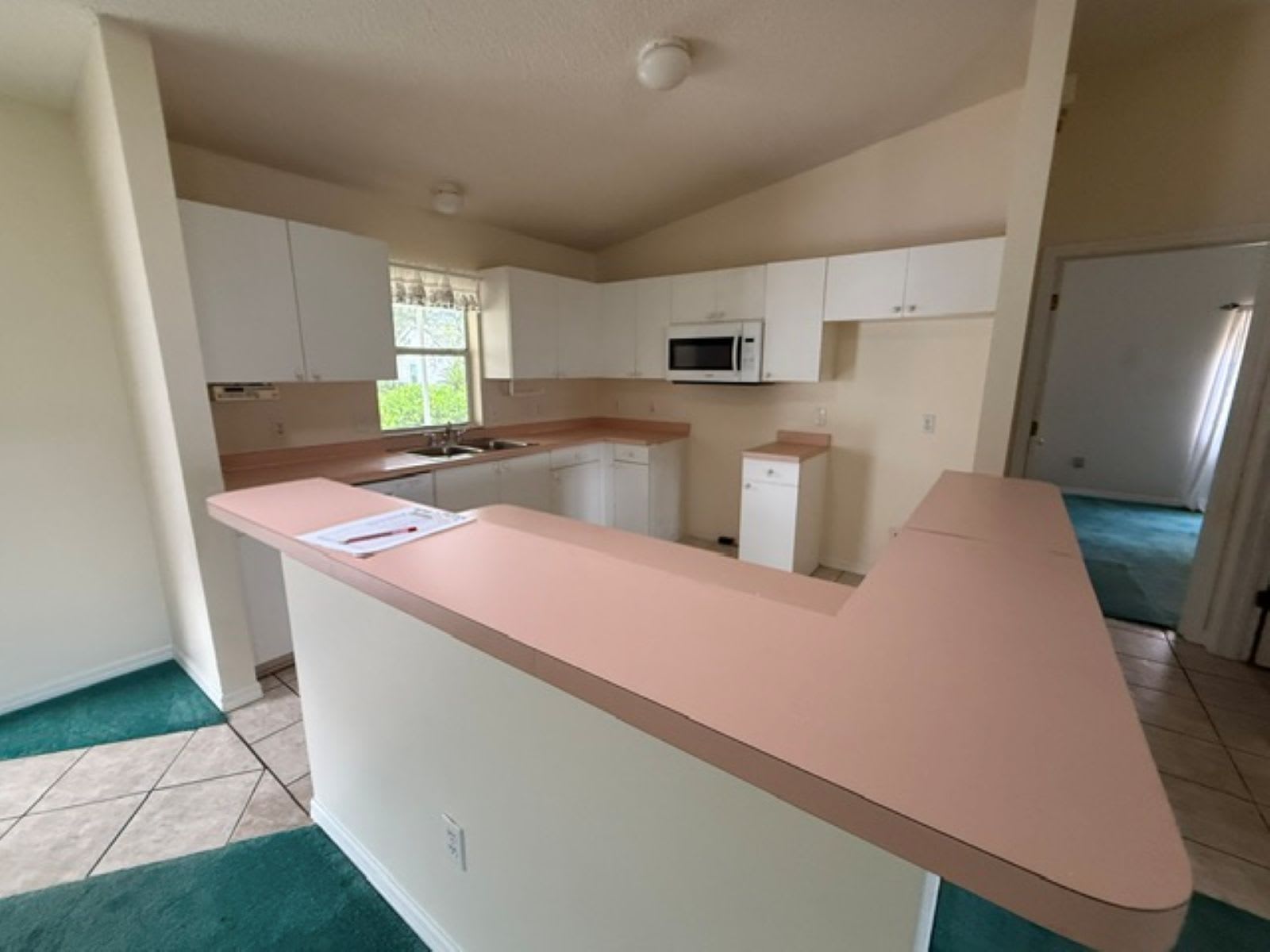 208 Aragon Ln photo