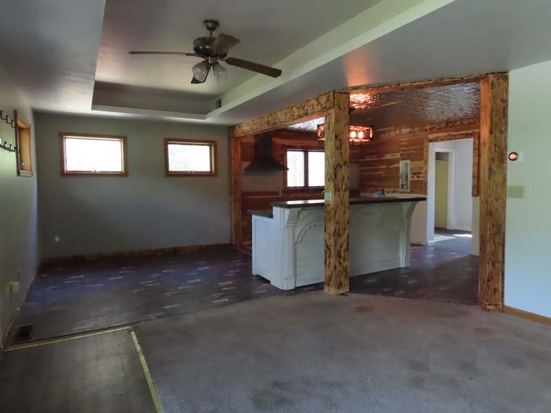 305 W 100 S photo