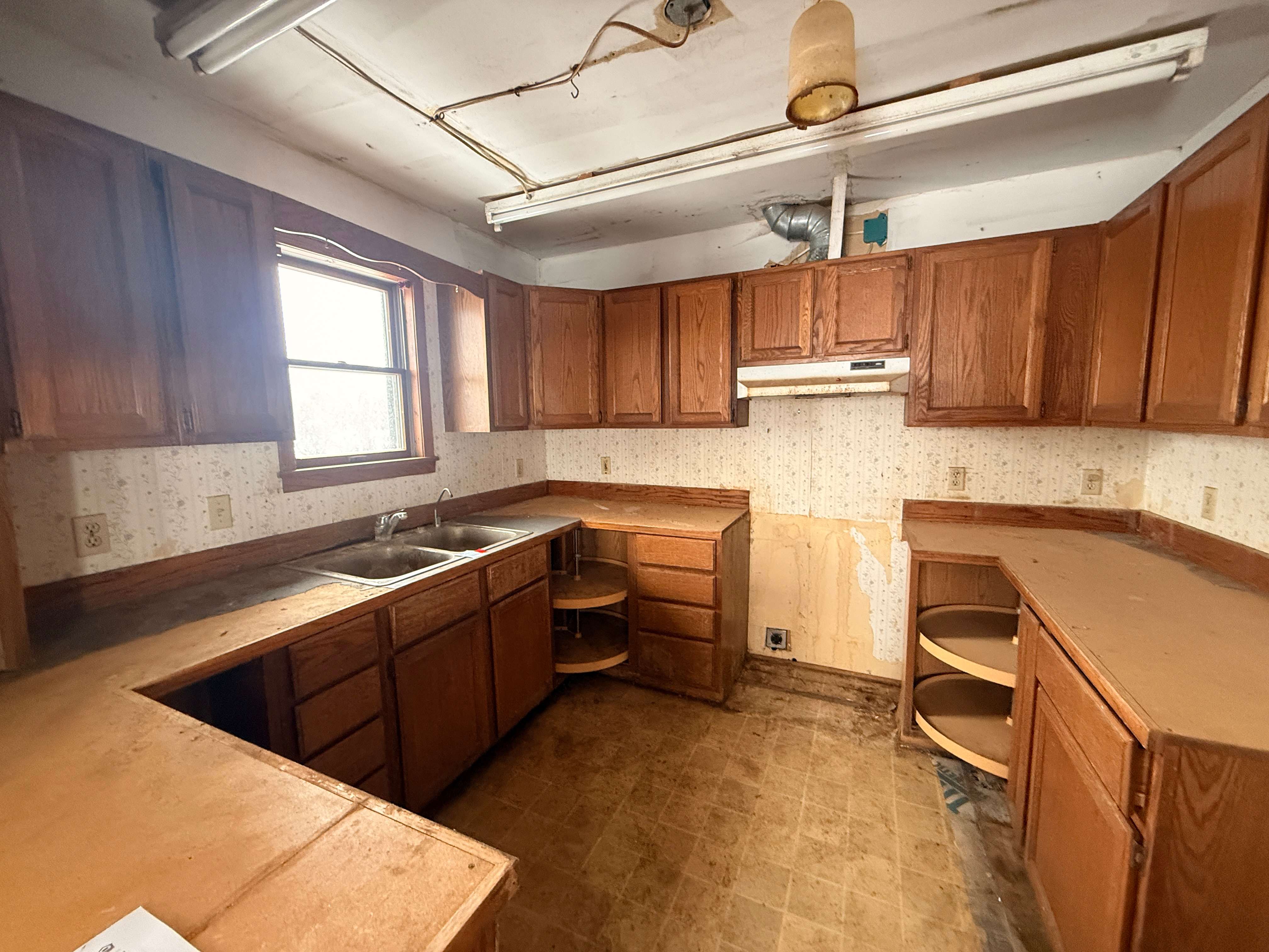 206 River Dr photo